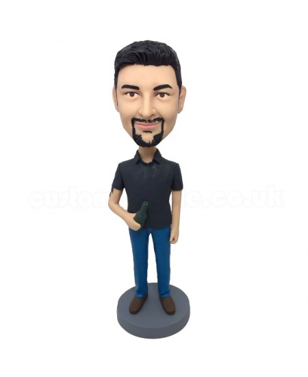 custom bobblehead casual man with a beer bottle