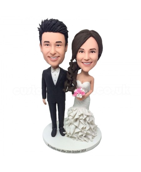customised bobblehead wedding cake topper