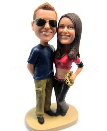uk617864564-cheerleader-wedding-bobblehead
