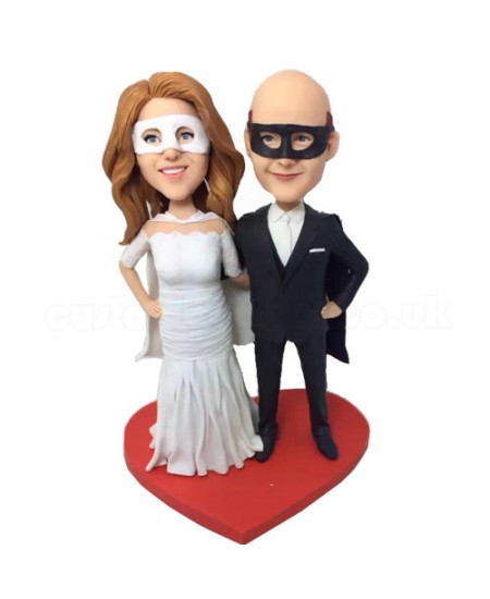 the mask of zorro couple bobbleheads