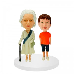 custom grandmother and child bobblehead