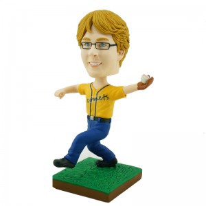 customised baseball girl bobblehead