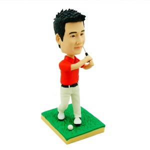 customised golfing bobblehead doll