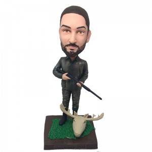 hunting man personalised bobblehead
