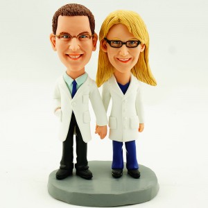 personalised doctor couple bobblehead