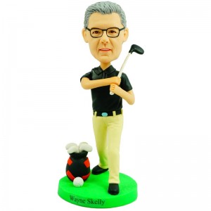 personalised golfer bobblehead