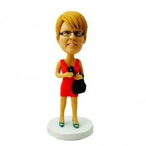 personalised pretty lady bobblehead carry a bag