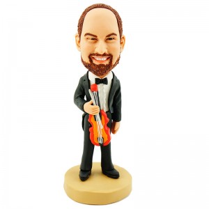 personalised violinst in swallow tailed bobblehead