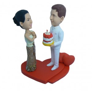 happy birthday couple bobbleheads