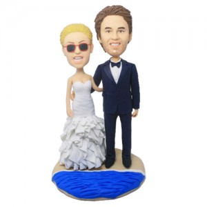 sandbeach customised wedding bobbleheads
