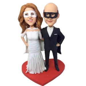 the mask of zorro couple bobbleheads